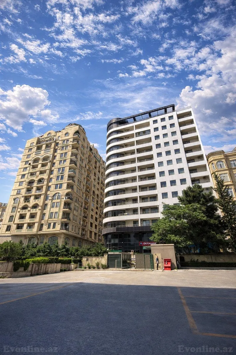 5 otaqlı Mənzil 257 m² Sahil m. Satılır