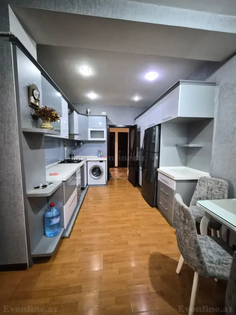 Satılır 3 otaqlı Mənzil Yeni tikili 98 m² Memar Əcəmi m. - şəkil 8