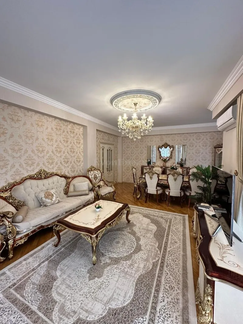 Kirayə verilir 3 otaqlı Mənzil Yeni tikili 150 m² 28 May m. - şəkil 2