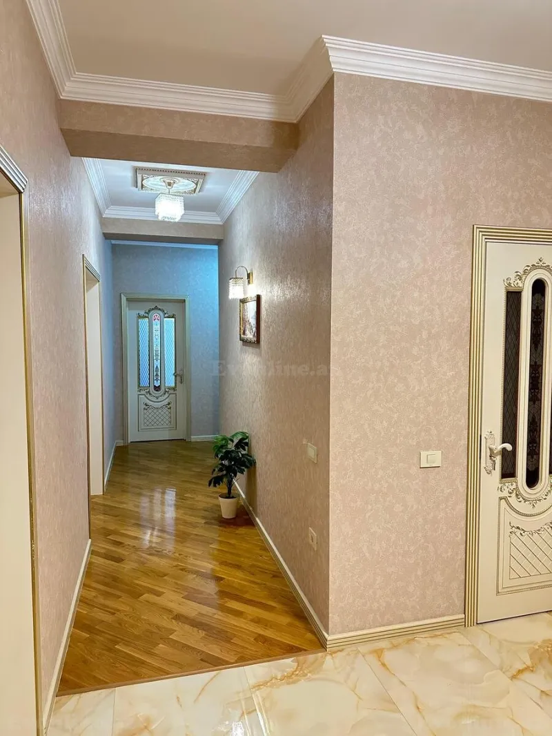 Kirayə verilir 3 otaqlı Mənzil Yeni tikili 150 m² 28 May m. - şəkil 15