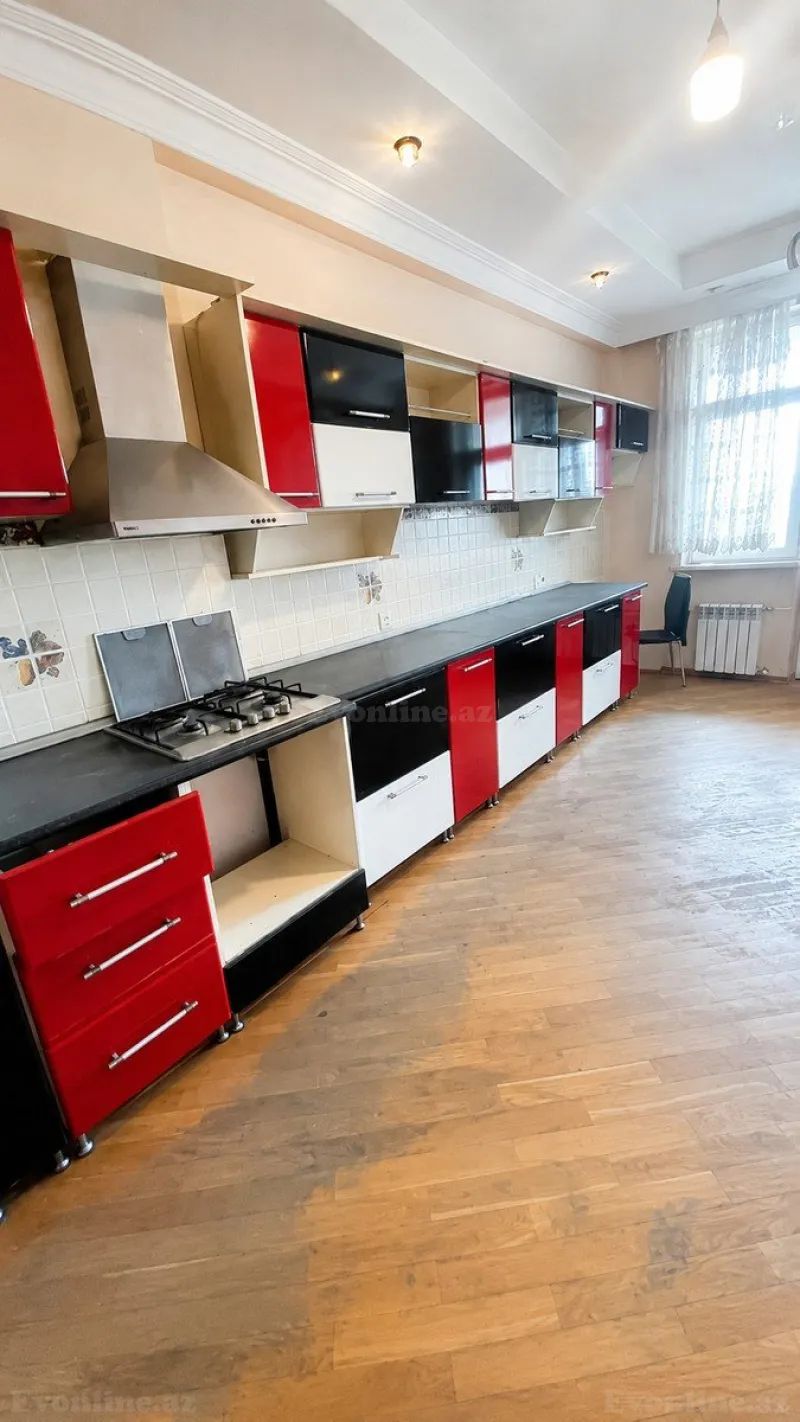 Satılır 3 otaqlı Mənzil Yeni tikili 135 m² Yasamal - şəkil 8