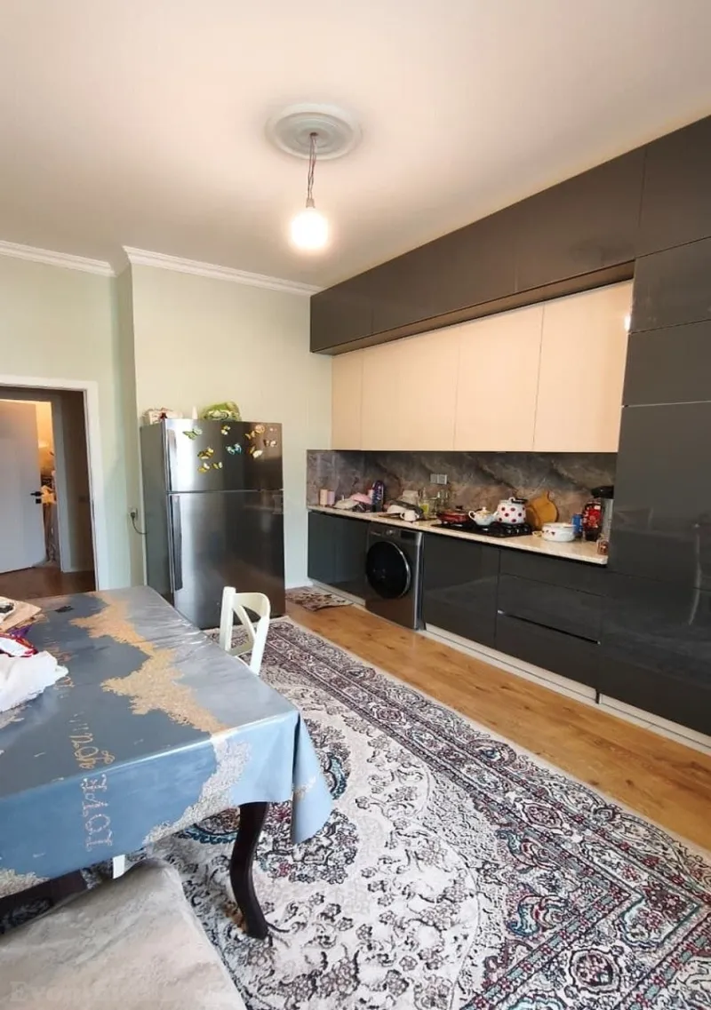 Satılır 4 otaqlı Mənzil Yeni tikili 130 m² 8 Noyabr m. - şəkil 10