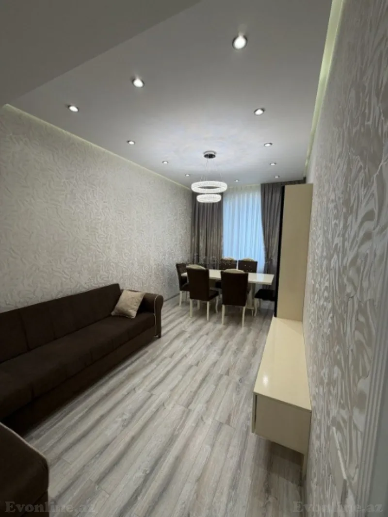 Kirayə verilir 2 otaqlı Mənzil Yeni tikili 80 m² 20 Yanvar m.