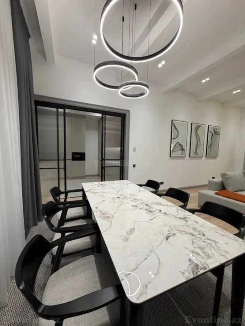Kirayə verilir 2 otaqlı Mənzil Yeni tikili 70 m² 28 May m. - şəkil 2