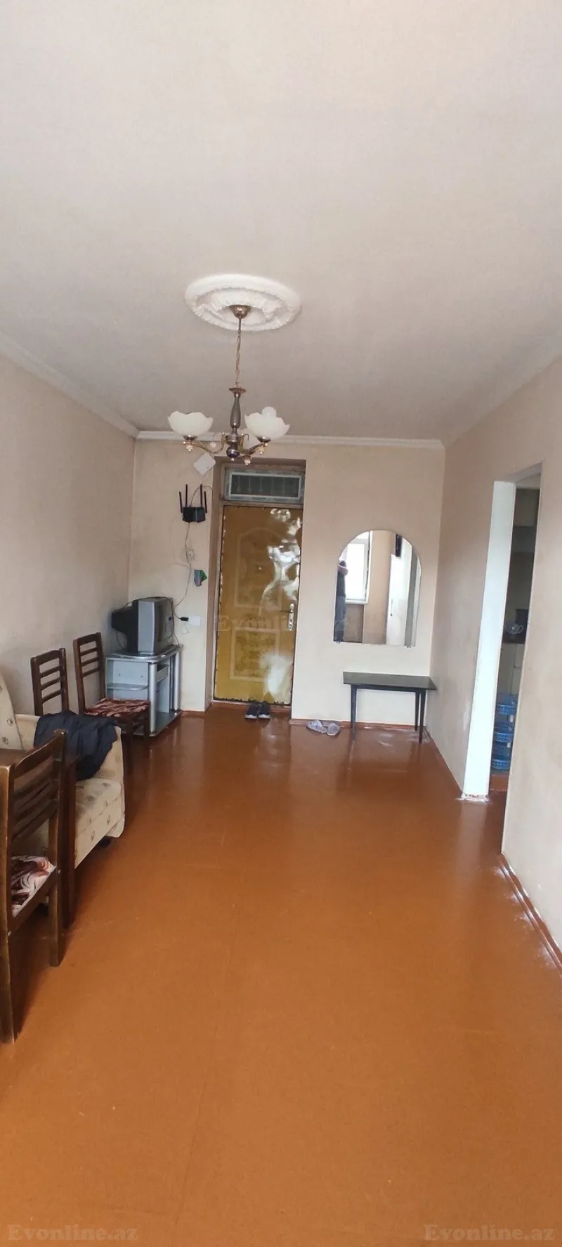 Kirayə verilir 2 otaqlı Mənzil Köhnə tikili 50 m² 8-ci kilometr