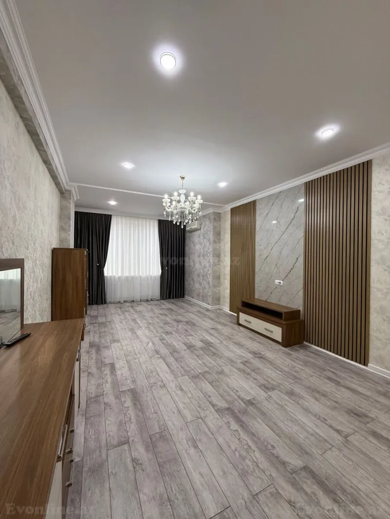 Satılır 3 otaqlı Mənzil Yeni tikili 100 m² Yasamal