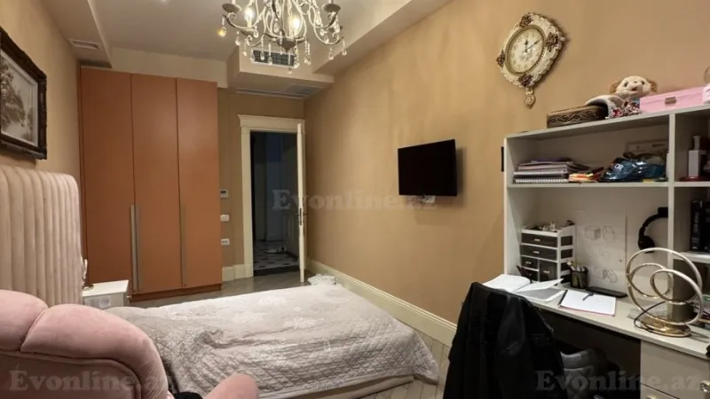 Satılır 4 otaqlı Mənzil Yeni tikili 237 m² Nəsimi r. - şəkil 13