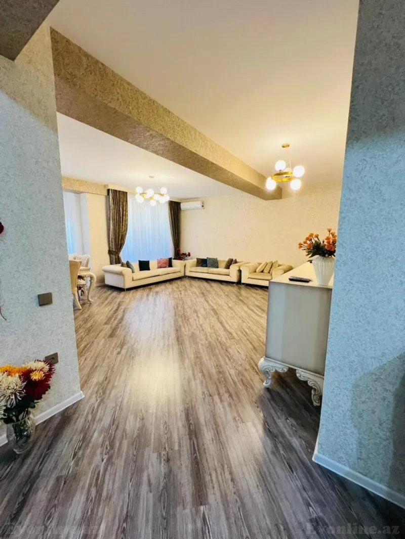 Satılır 4 otaqlı Mənzil Yeni tikili 230 m² Nərimanov r. - şəkil 2