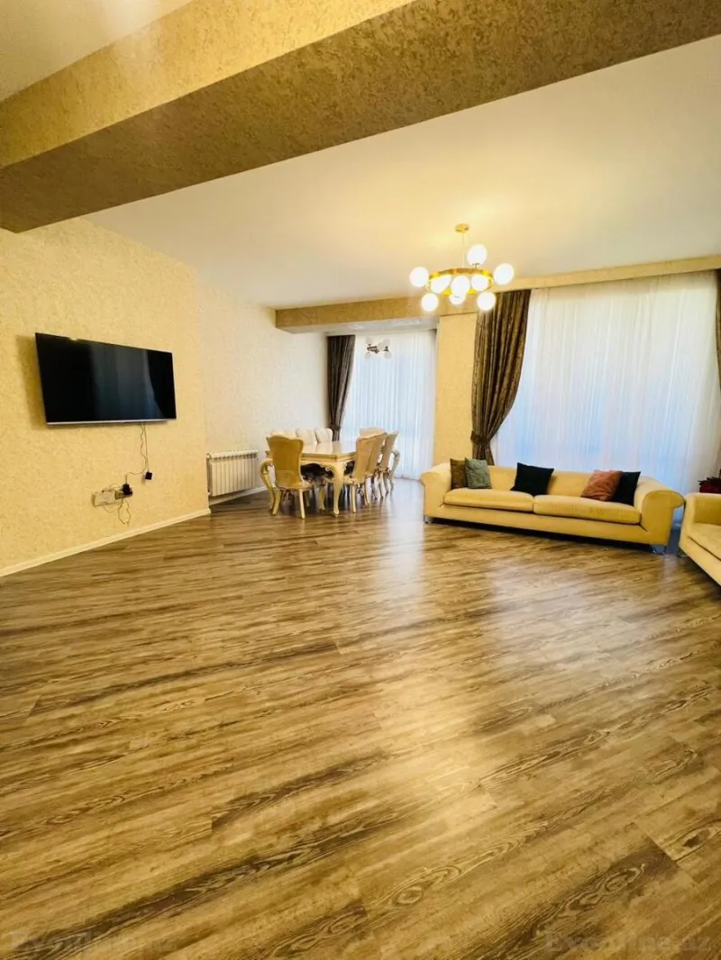Satılır 4 otaqlı Mənzil Yeni tikili 230 m² Nərimanov r. - şəkil 3