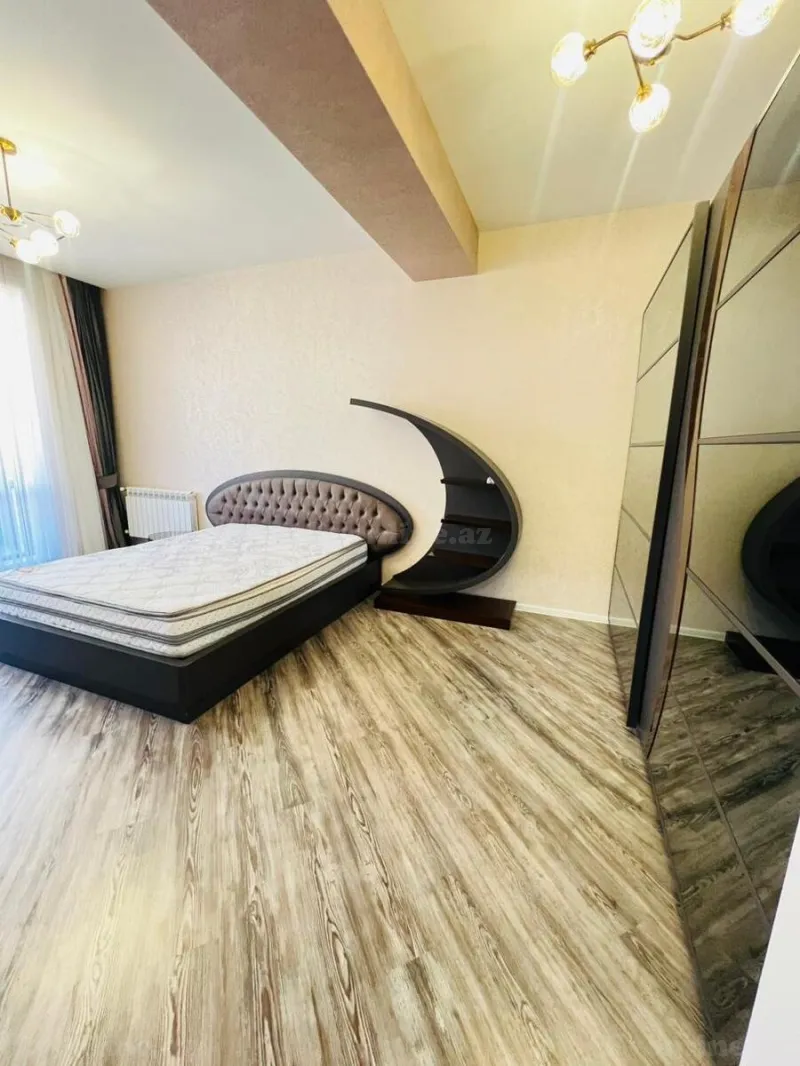 Satılır 4 otaqlı Mənzil Yeni tikili 230 m² Nərimanov r. - şəkil 7