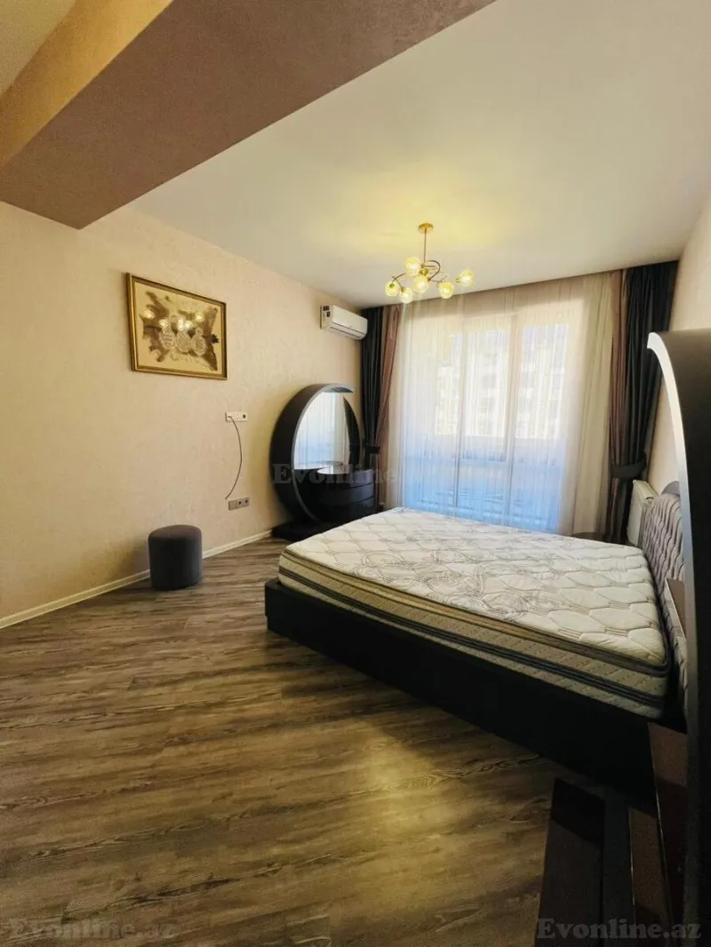 Satılır 4 otaqlı Mənzil Yeni tikili 230 m² Nərimanov r. - şəkil 17