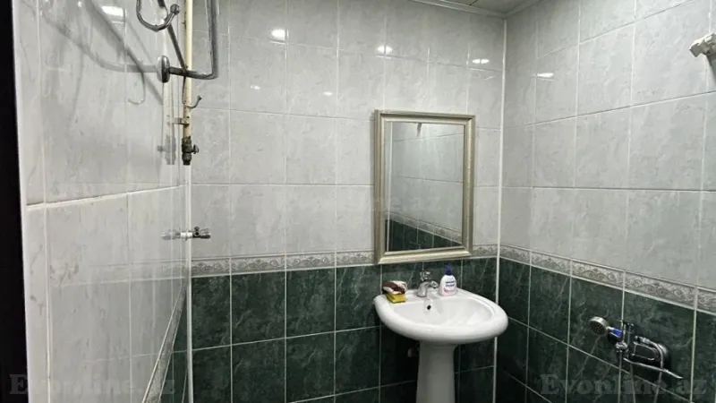 Satılır 2 otaqlı Mənzil Köhnə tikili 60 m² Suraxanı r. - şəkil 6