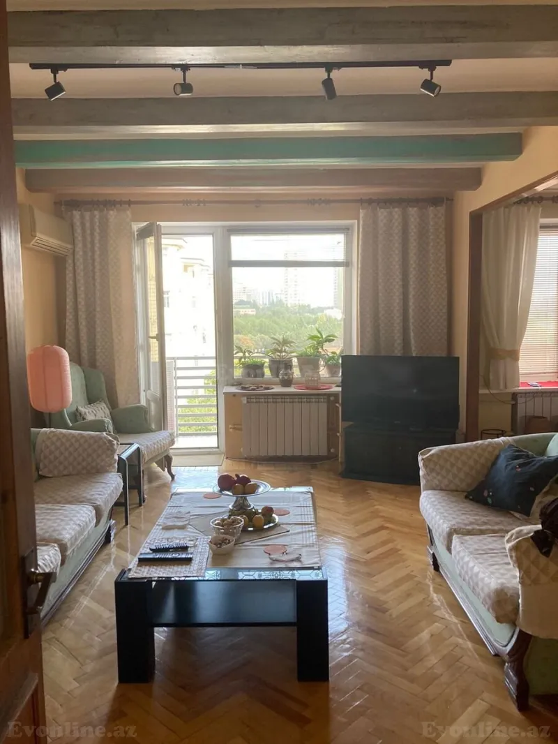 Kirayə verilir 2 otaqlı Mənzil Köhnə tikili 60 m² Yasamal r. - şəkil 4