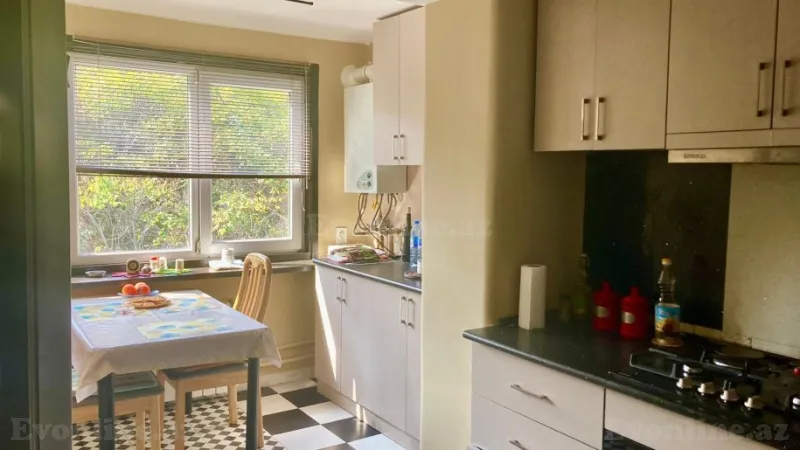 Kirayə verilir 2 otaqlı Mənzil Köhnə tikili 60 m² Yasamal r. - şəkil 8