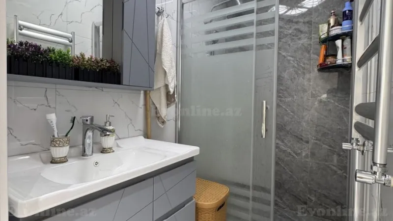 Satılır 2 otaqlı Mənzil Köhnə tikili 55 m² Massiv V - şəkil 17