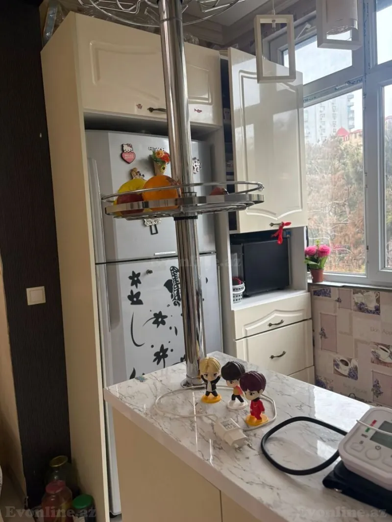 Satılır 3 otaqlı Mənzil Köhnə tikili 60 m² Memar Əcəmi m. - şəkil 4