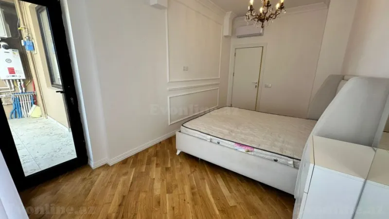 Satılır 3 otaqlı Mənzil Yeni tikili 90 m² 28 May m. - şəkil 13