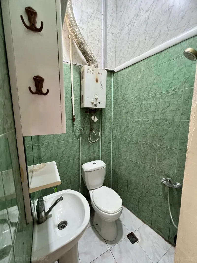 Kirayə verilir 2 otaqlı Mənzil Köhnə tikili 50 m² Sahil m. - şəkil 3