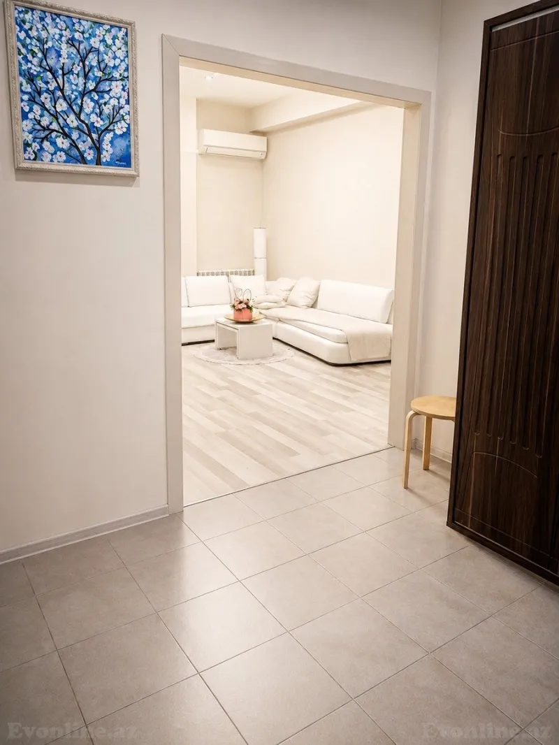 Kirayə verilir 3 otaqlı Mənzil Yeni tikili 105 m² Xətai r. - şəkil 2