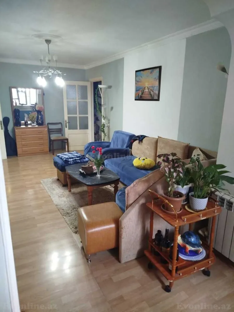 Satılır 3 otaqlı Mənzil Köhnə tikili 60 m² Gənclik m. - şəkil 4