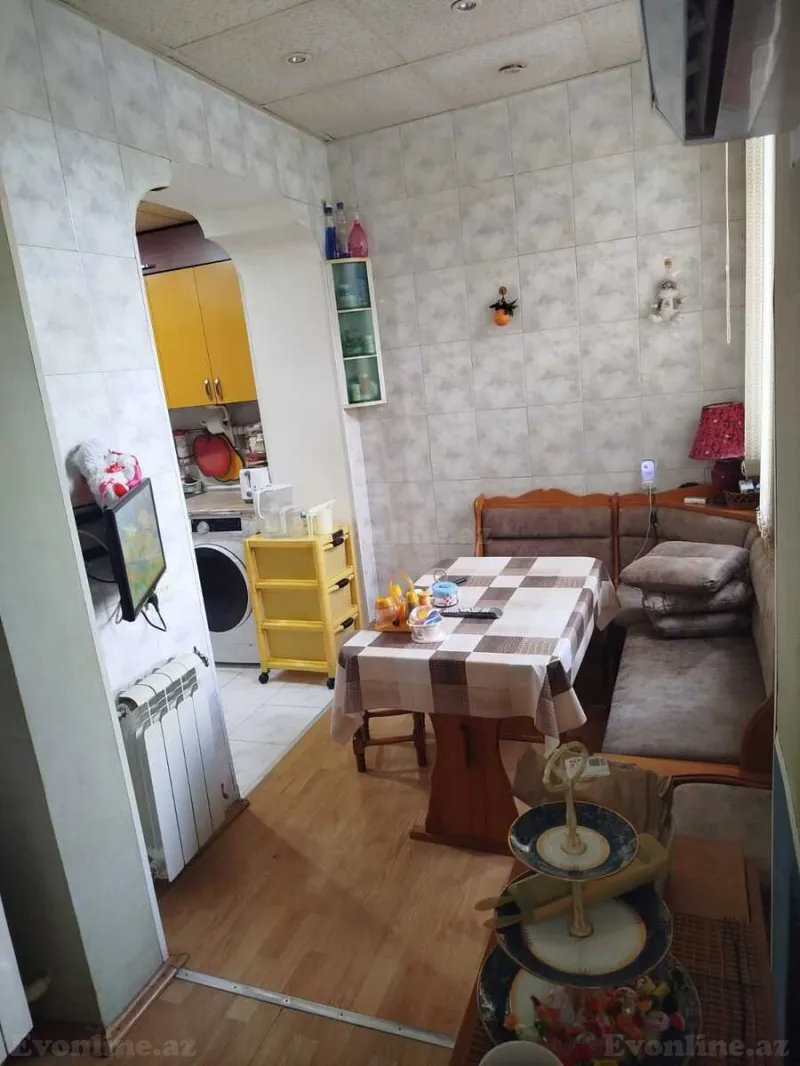 Satılır 3 otaqlı Mənzil Köhnə tikili 60 m² Gənclik m. - şəkil 17
