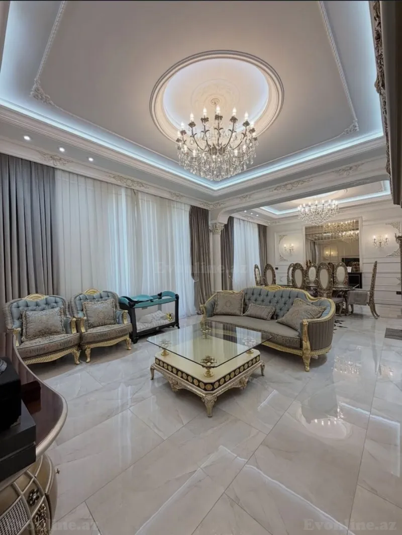 4 otaqlı Mənzil 215 m² Sahil m. Satılır