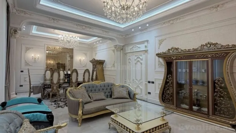 Satılır 4 otaqlı Mənzil Köhnə tikili 215 m² Sahil m. - şəkil 2