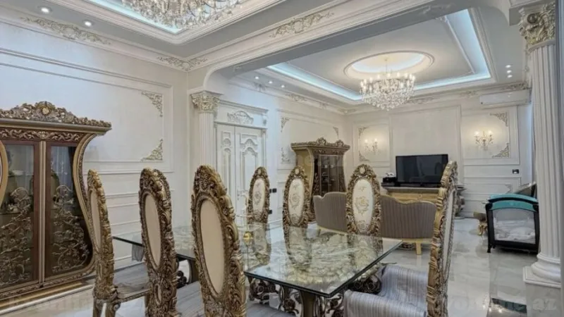 Satılır 4 otaqlı Mənzil Köhnə tikili 215 m² Sahil m. - şəkil 4