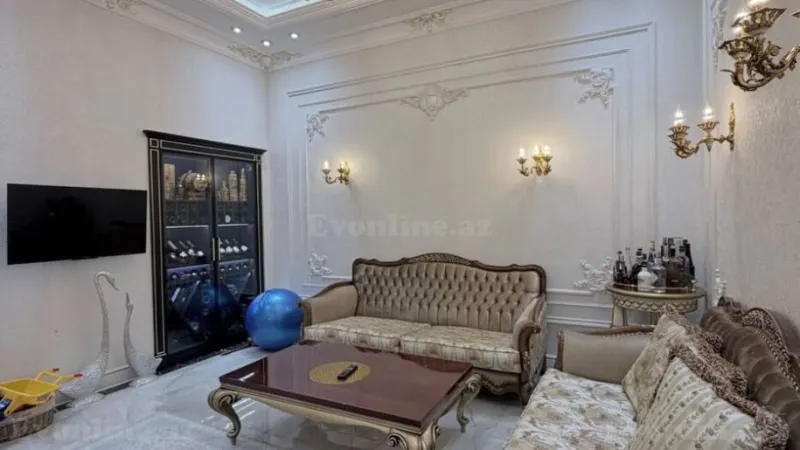 Satılır 4 otaqlı Mənzil Köhnə tikili 215 m² Sahil m. - şəkil 7