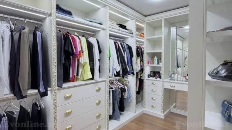 Satılır 4 otaqlı Mənzil Köhnə tikili 215 m² Sahil m. - şəkil 13