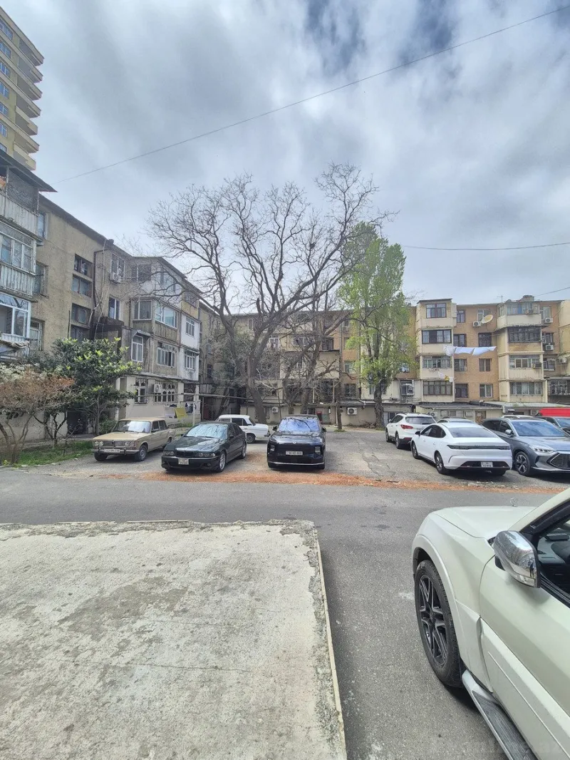 Satılır 1 otaqlı Mənzil Köhnə tikili 35 m² Yasamal - şəkil 14