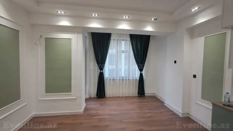 Satılır 3 otaqlı Mənzil Yeni tikili 80 m² 28 May m.