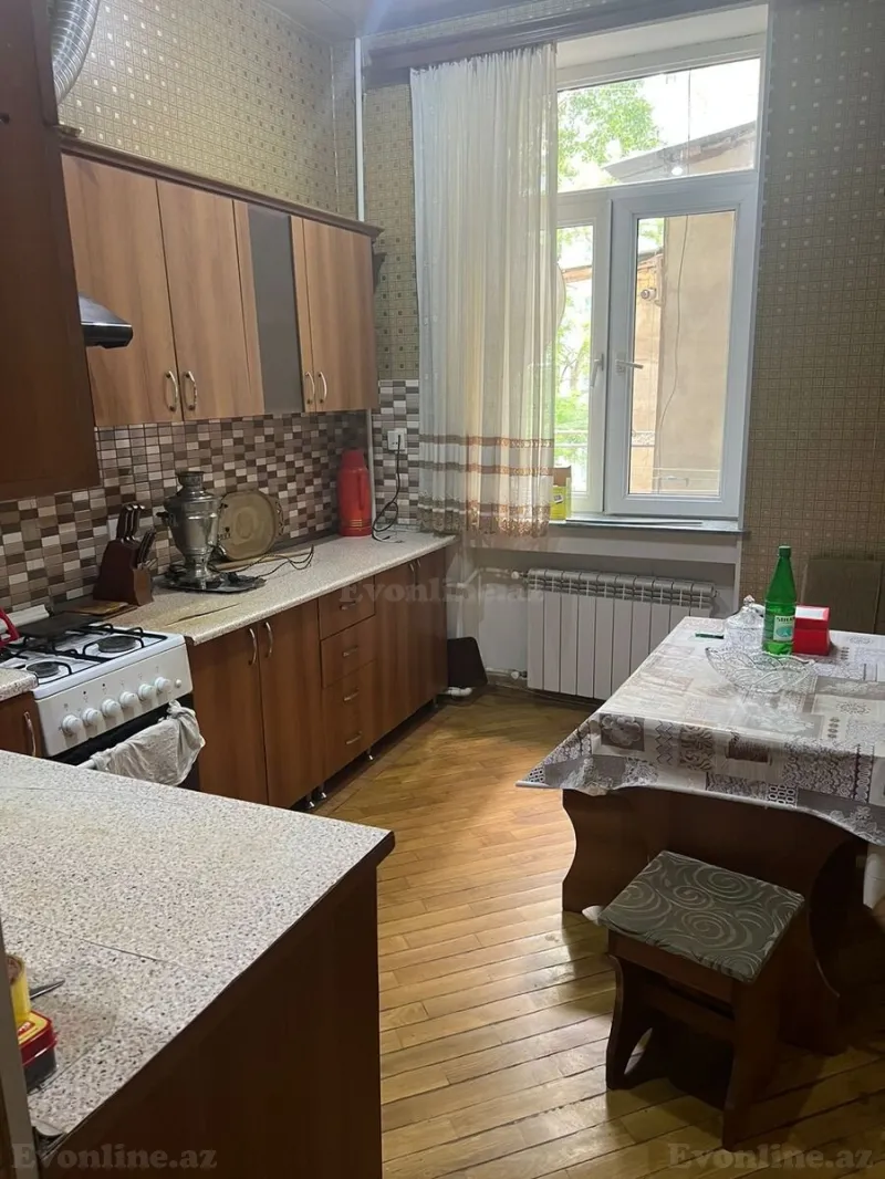 Kirayə verilir 2 otaqlı Mənzil Köhnə tikili 60 m² Nəriman Nərimanov m. - şəkil 4