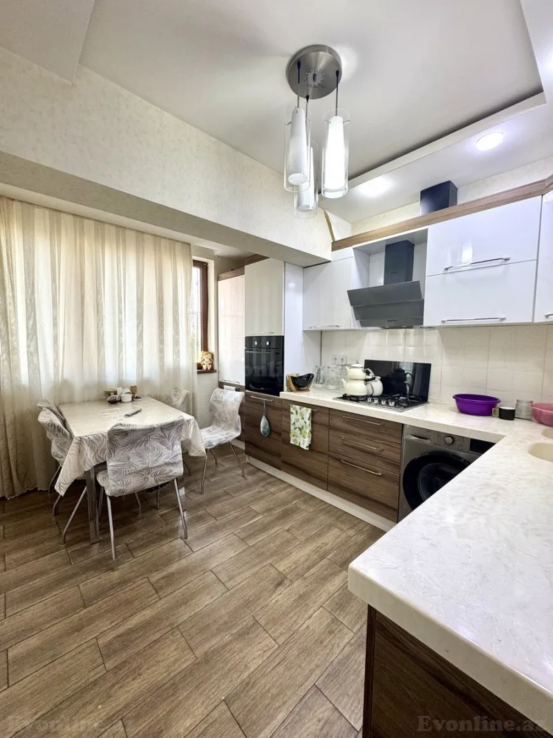 Satılır 5 otaqlı Mənzil Köhnə tikili 135 m² Yeni Yasamal - şəkil 11