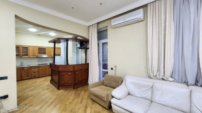 Kirayə verilir 3 otaqlı Mənzil Köhnə tikili 87 m² Sahil m. - şəkil 3