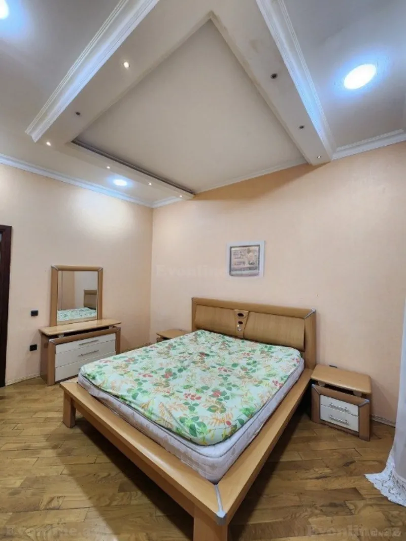 Kirayə verilir 3 otaqlı Mənzil Köhnə tikili 87 m² Sahil m. - şəkil 6