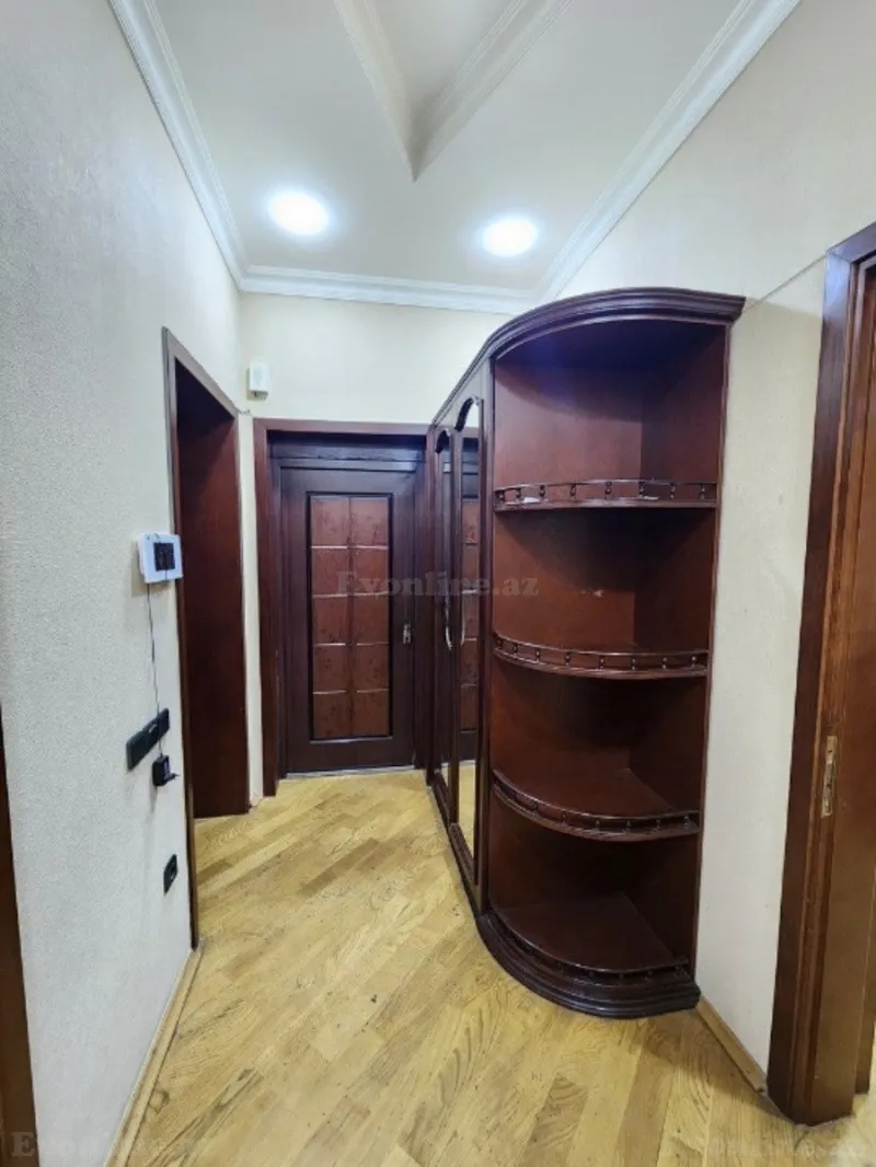Kirayə verilir 3 otaqlı Mənzil Köhnə tikili 87 m² Sahil m. - şəkil 12
