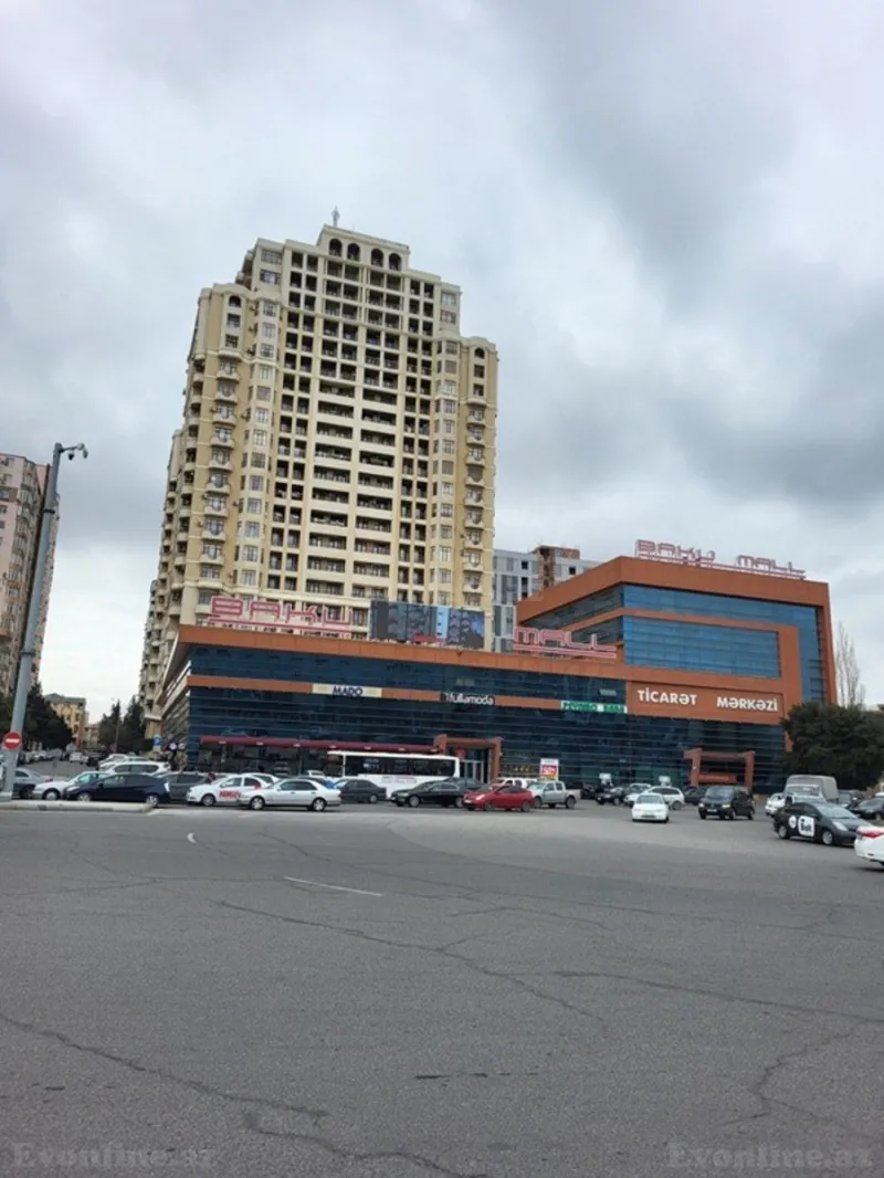 Satılır 3 otaqlı Mənzil Yeni tikili 156 m² İnşaatçılar m. - şəkil 2