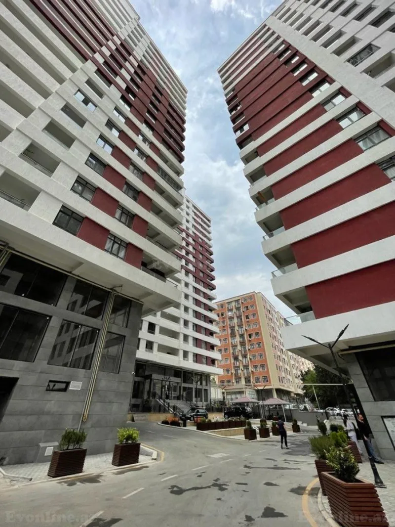 Kirayə verilir 2 otaqlı Mənzil Yeni tikili 85 m² Memar Əcəmi m. - şəkil 3