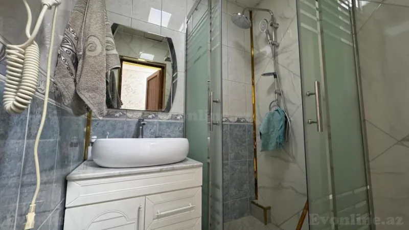 Satılır 2 otaqlı Mənzil Köhnə tikili 61 m² Nərimanov r. - şəkil 8
