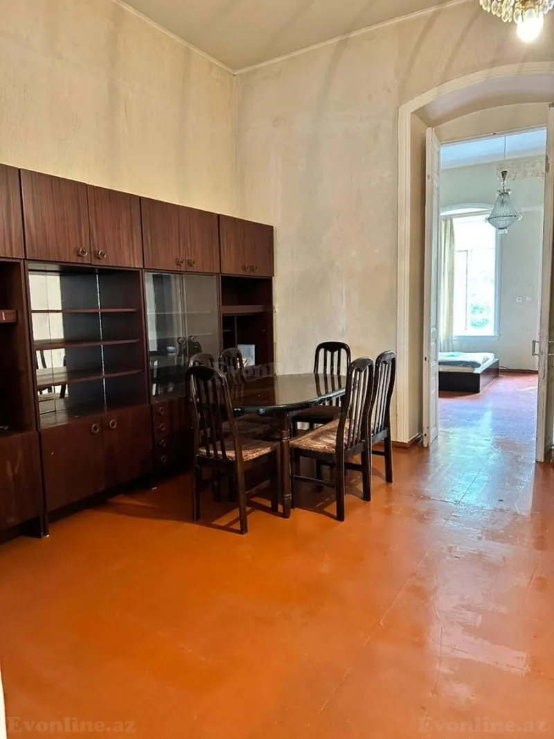 Satılır 4 otaqlı Mənzil Köhnə tikili 135 m² Nəsimi r. - şəkil 6