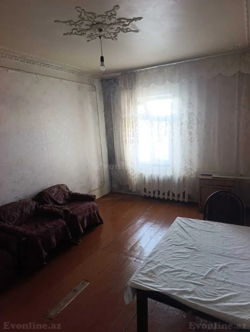 Satılır 2 otaqlı Mənzil Köhnə tikili 56 m² Suraxanı r. - şəkil 3