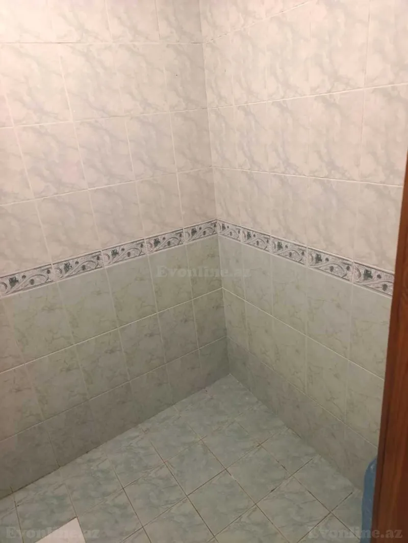 Satılır 2 otaqlı Mənzil Köhnə tikili 56 m² Suraxanı r. - şəkil 8