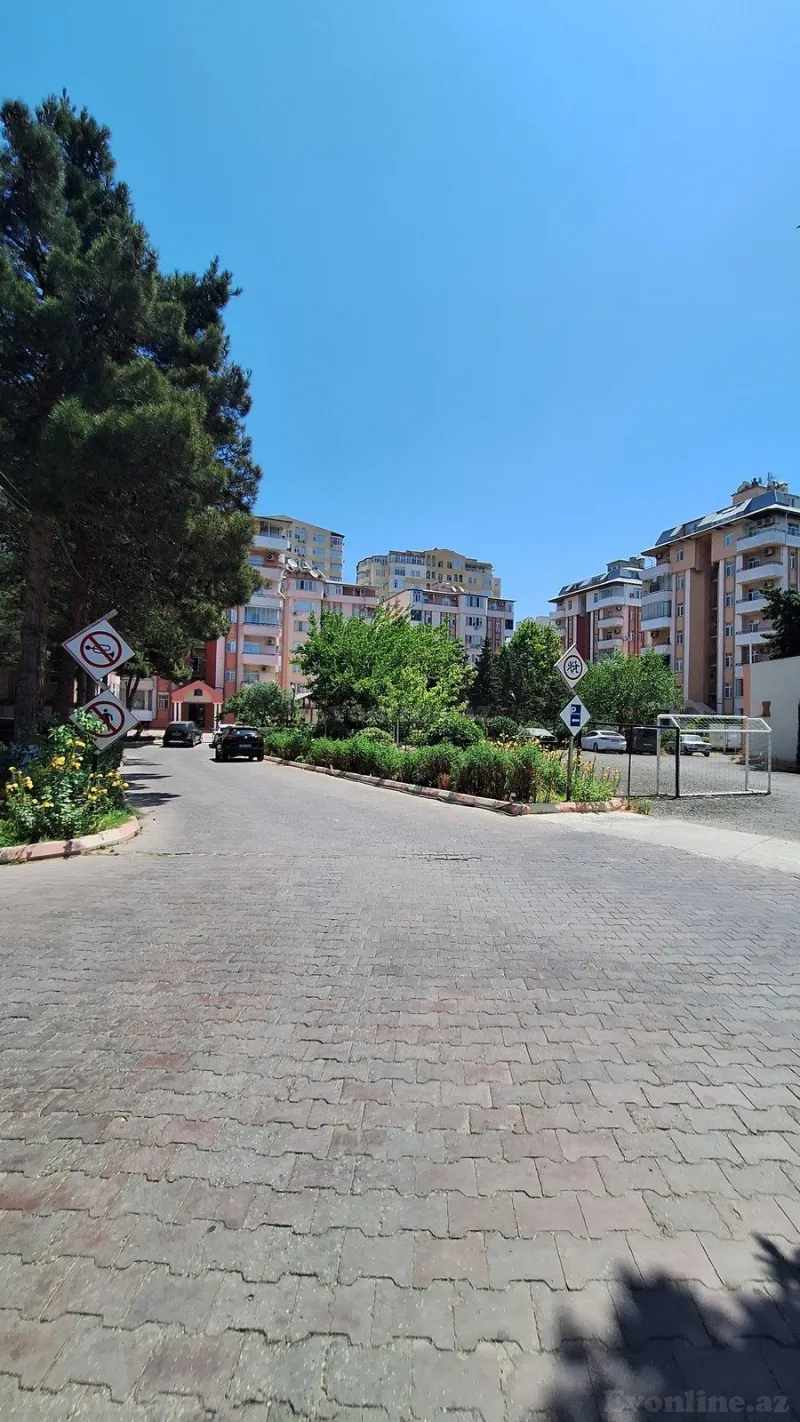 Kirayə verilir 4 otaqlı Mənzil Yeni tikili 160 m² 8-ci mikrorayon - şəkil 3