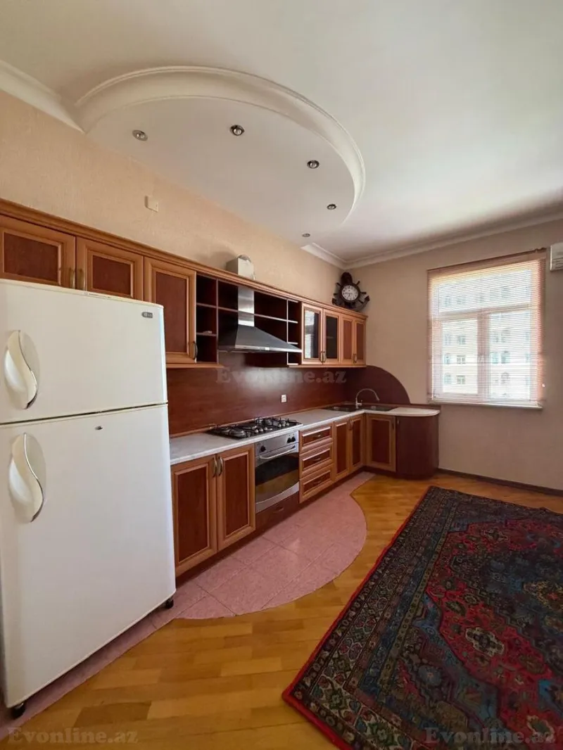 Kirayə verilir 4 otaqlı Mənzil Yeni tikili 160 m² 8-ci mikrorayon - şəkil 11