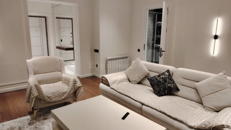 Kirayə verilir 3 otaqlı Mənzil Yeni tikili 110 m² 8 Noyabr m. - şəkil 21