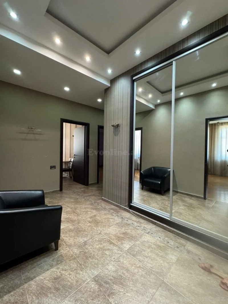 Kirayə verilir 3 otaqlı Mənzil Yeni tikili 95 m² Elmlər Akademiyası m.