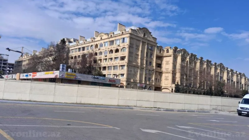 Satılır 3 otaqlı Mənzil Yeni tikili 80 m² Gənclik m. - şəkil 22