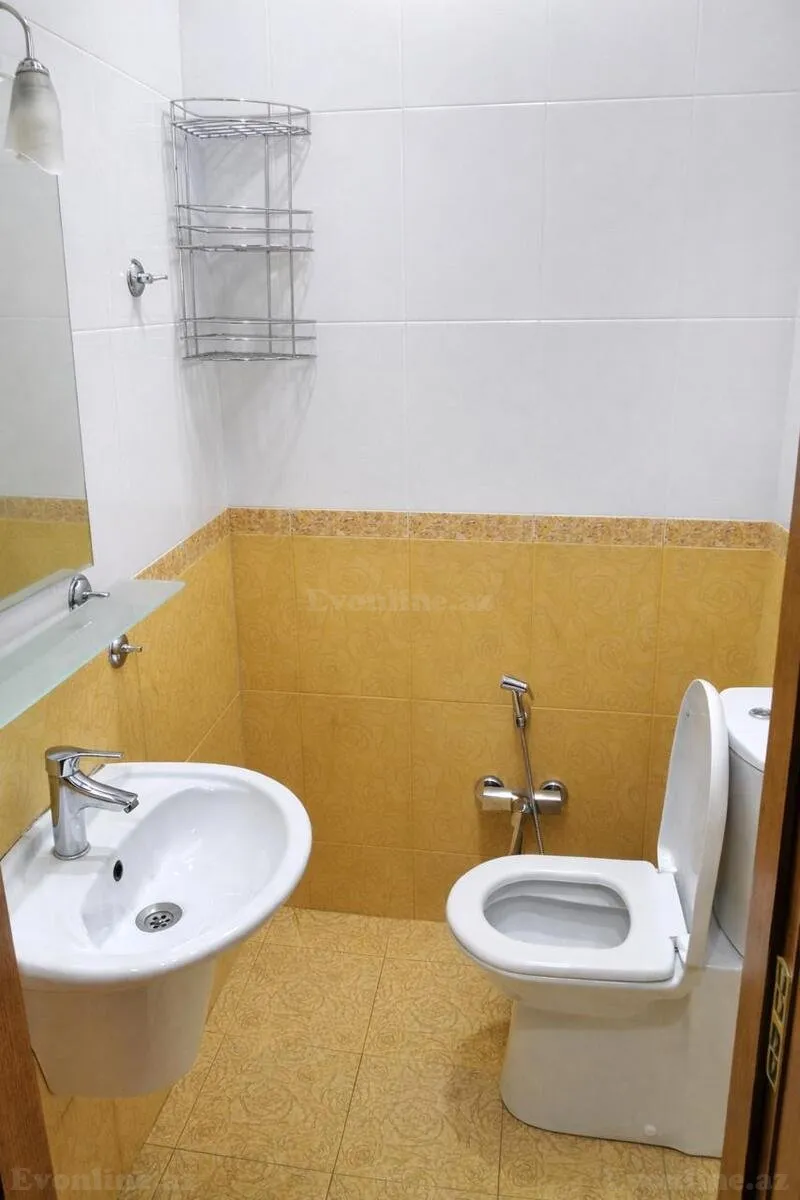 Satılır 4 otaqlı Mənzil Yeni tikili 145 m² 28 May m. - şəkil 8