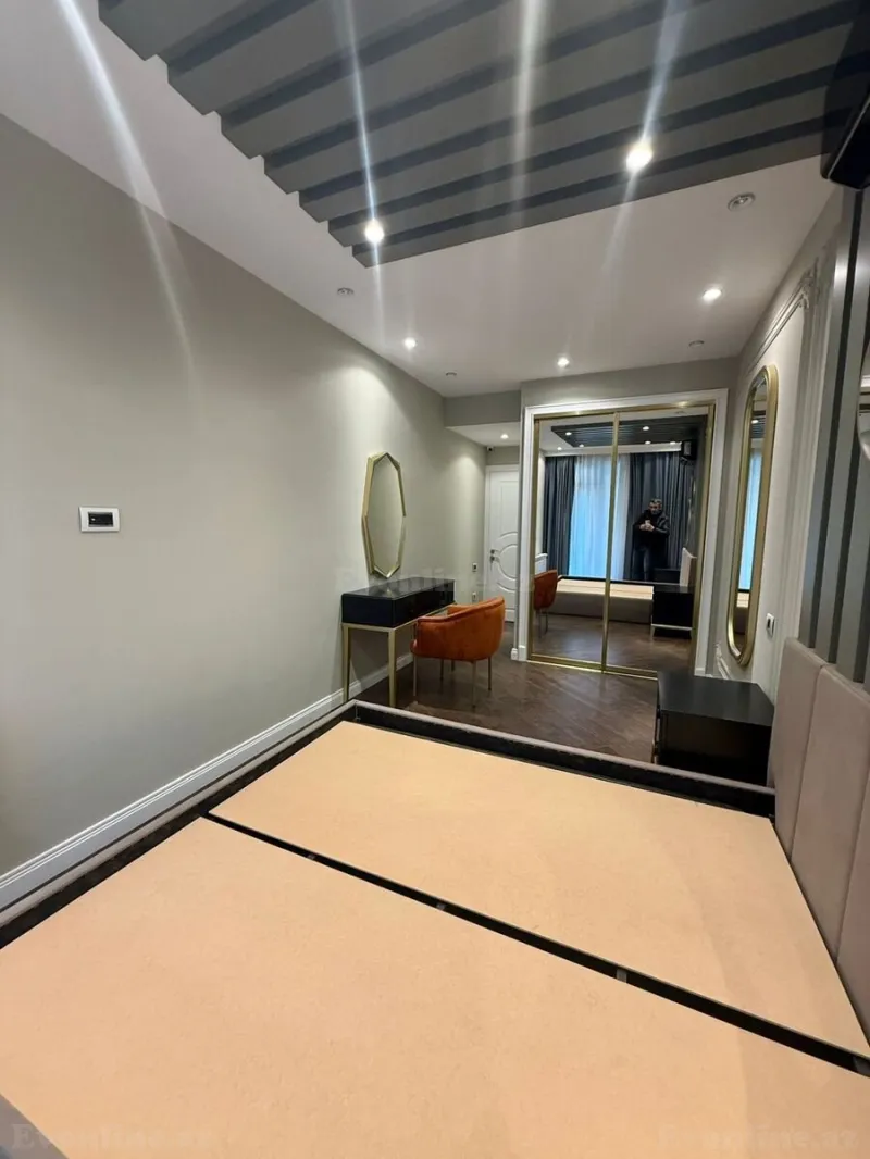 Satılır 4 otaqlı Mənzil Yeni tikili 177 m² Xətai r. - şəkil 6